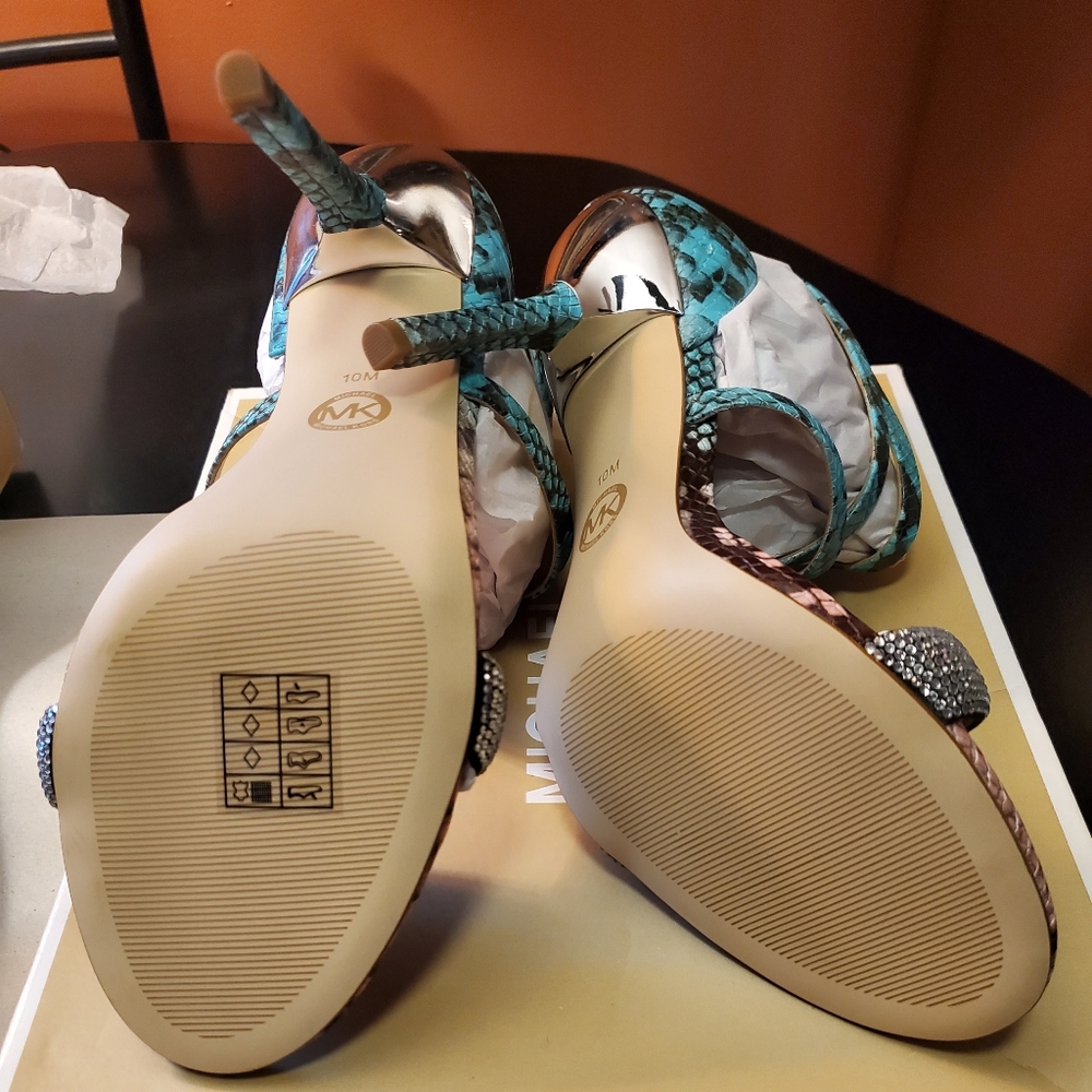 NIB Michael Kors Astrid Sandal - Picture 5 of 5